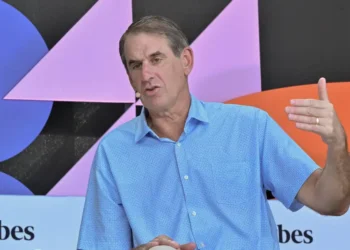 Tech investor Bill Gurley says AI doomers are ignoring a lesson from the Industrial Revolution