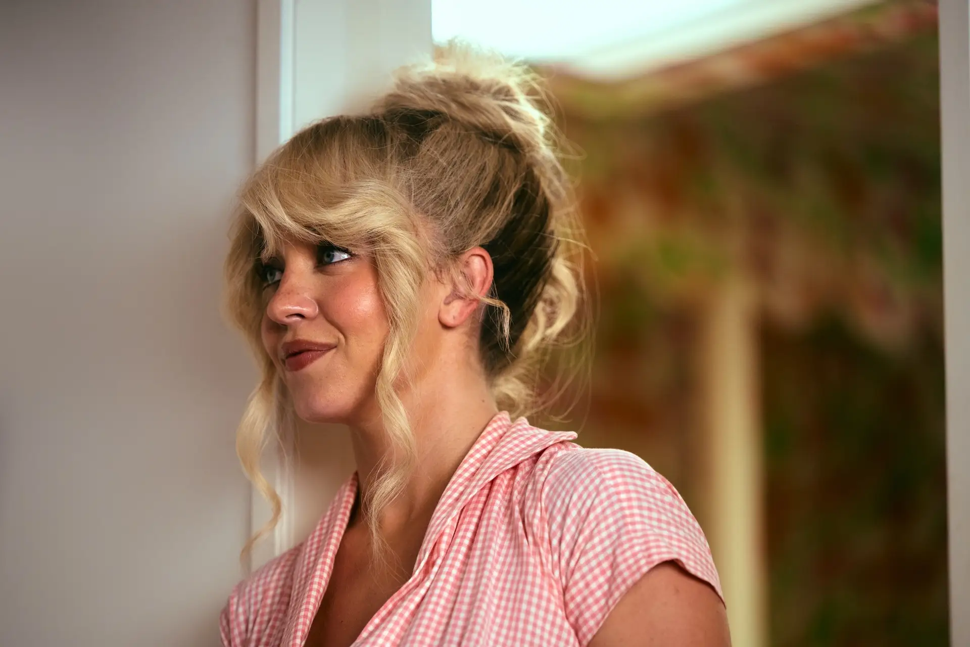 Sydney Sweeney as Cassie in 