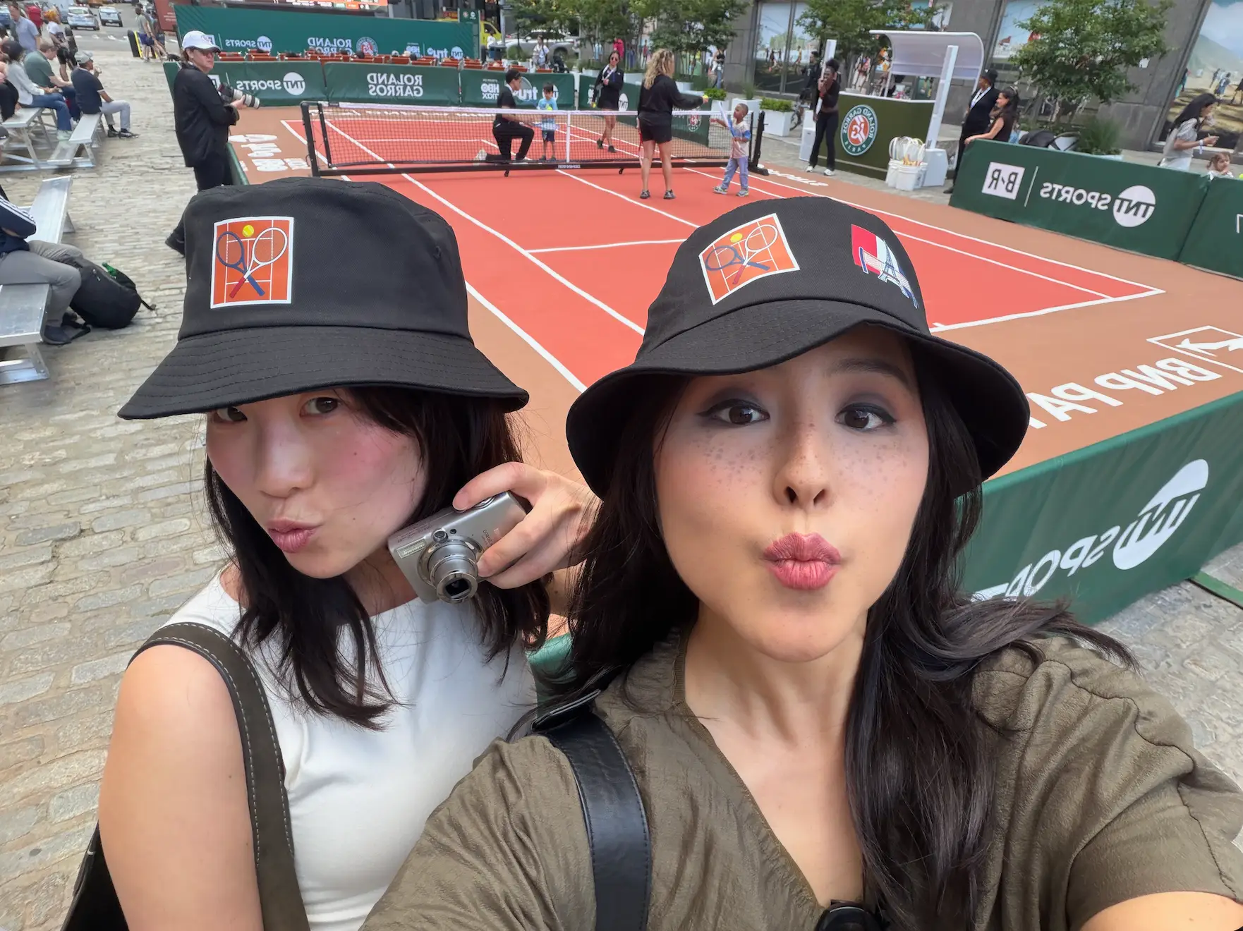 Amanda and Hana