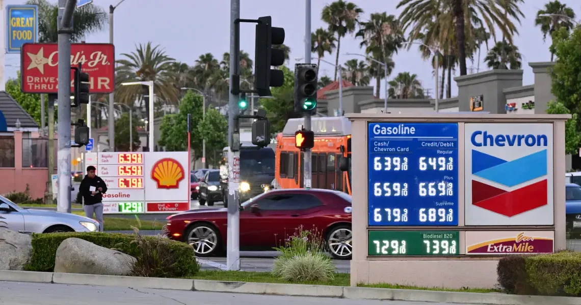 Here’s how much the Iran war is costing US households, according to Moody’s
