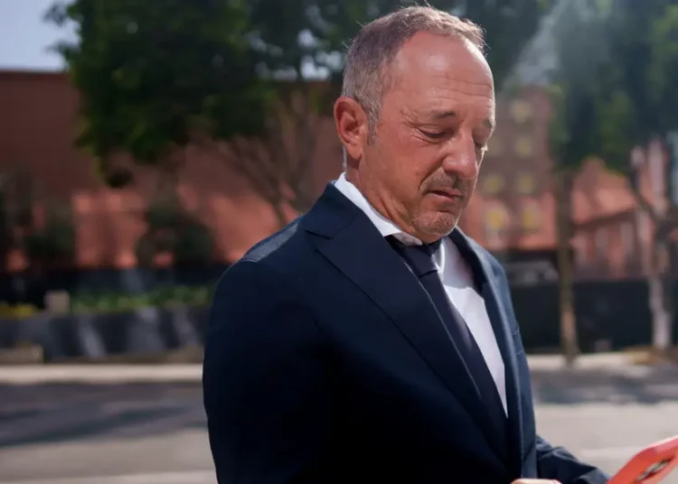 Investors see a warning in Andrew Left’s conviction
