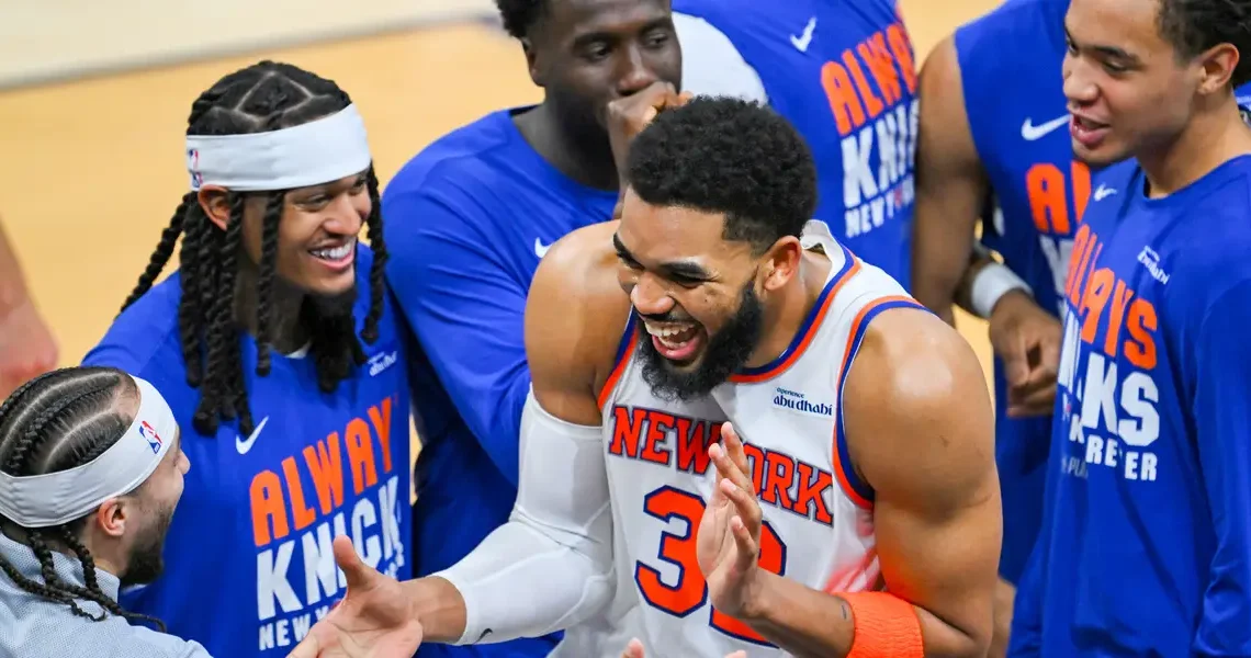 An NYC bar promised free drinks if the Knicks win. Its owner is using Kalshi to hedge the risk.