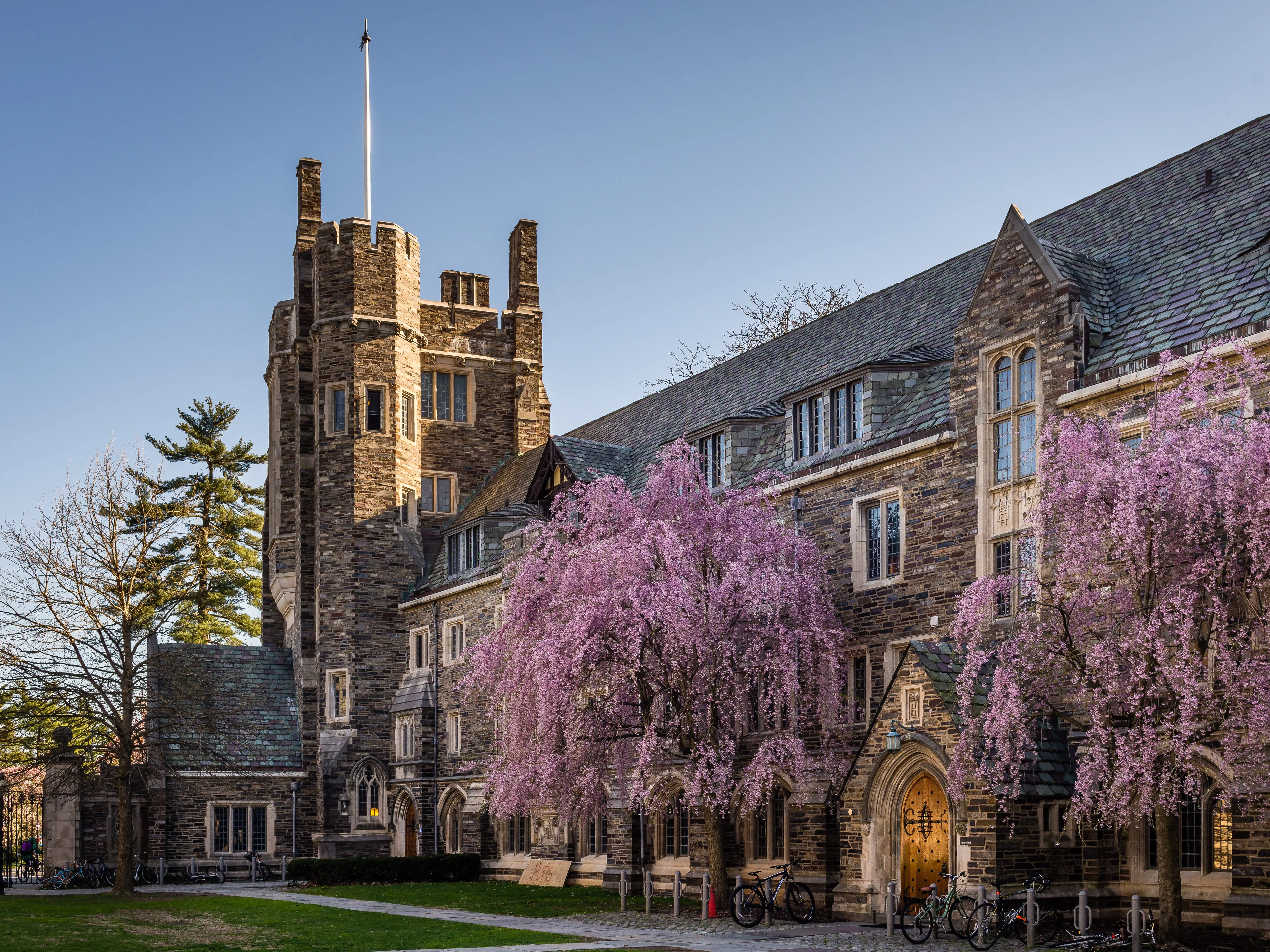 Henry Hall, one of the students housing buildings in Princeton University. Photograph shot on April 2014