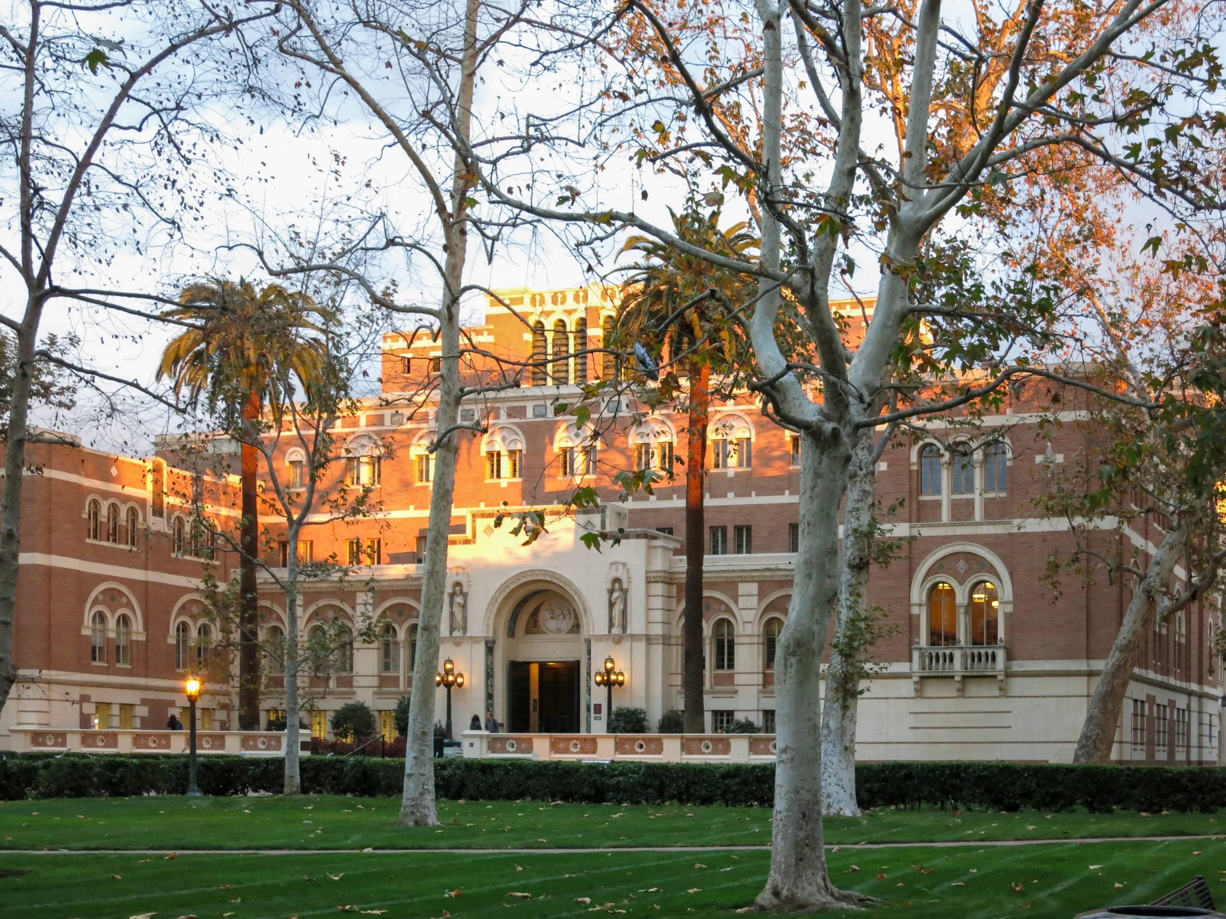Doheny Memorial Library at University of Southern California at Sunset