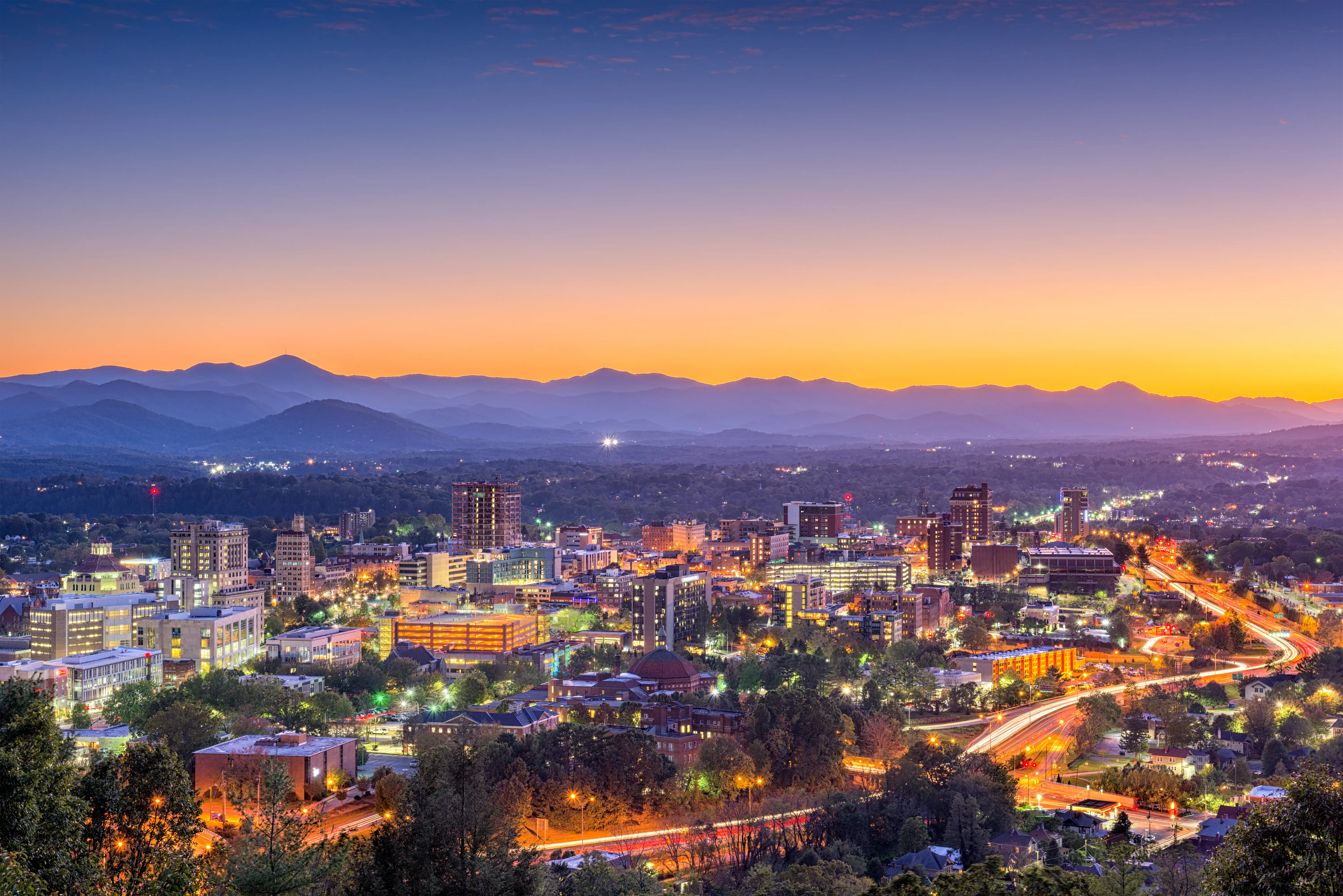 Asheville, North Carolina, USA downtown skyline at dusk