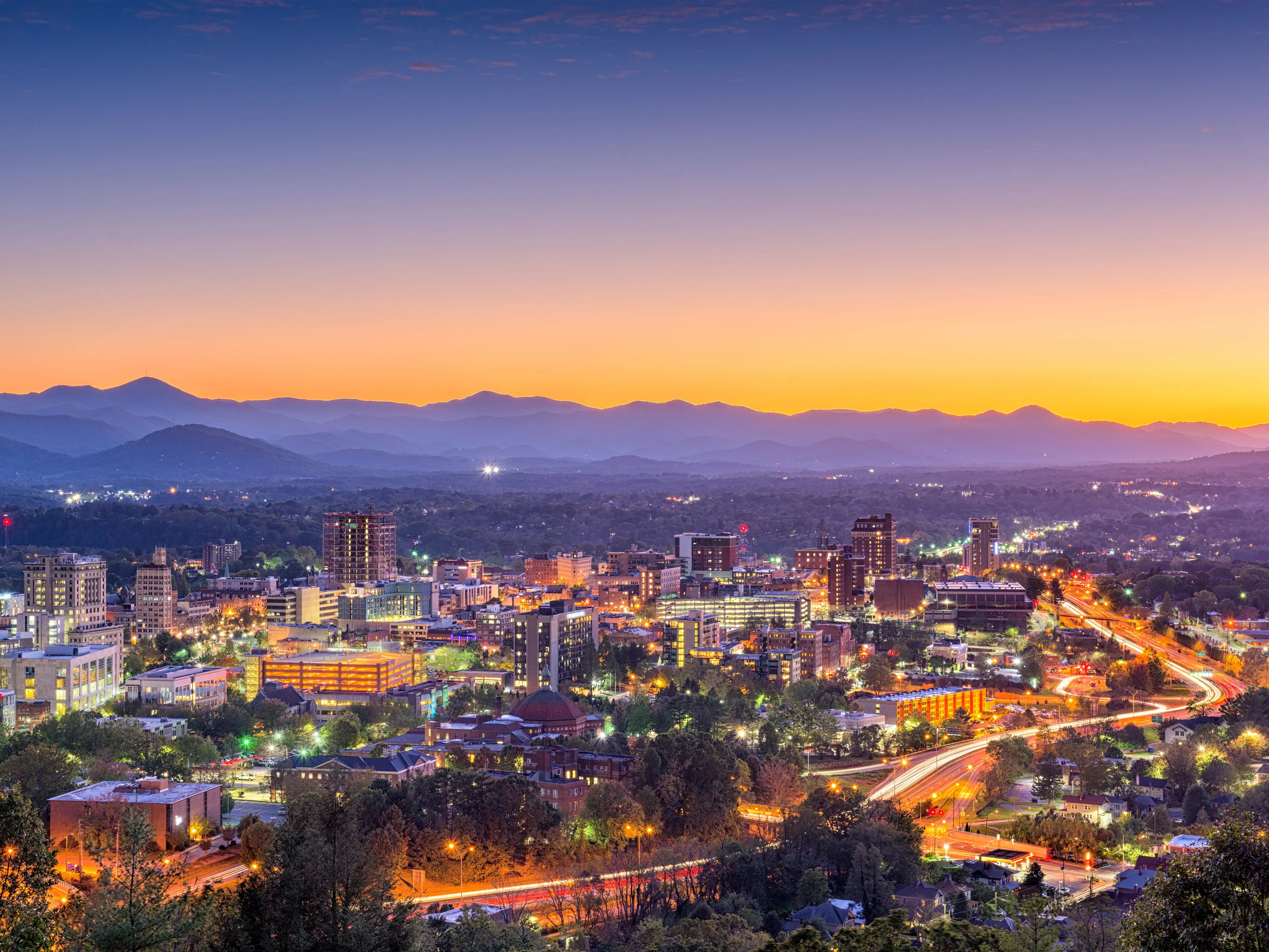 Asheville, North Carolina, USA downtown skyline at dusk