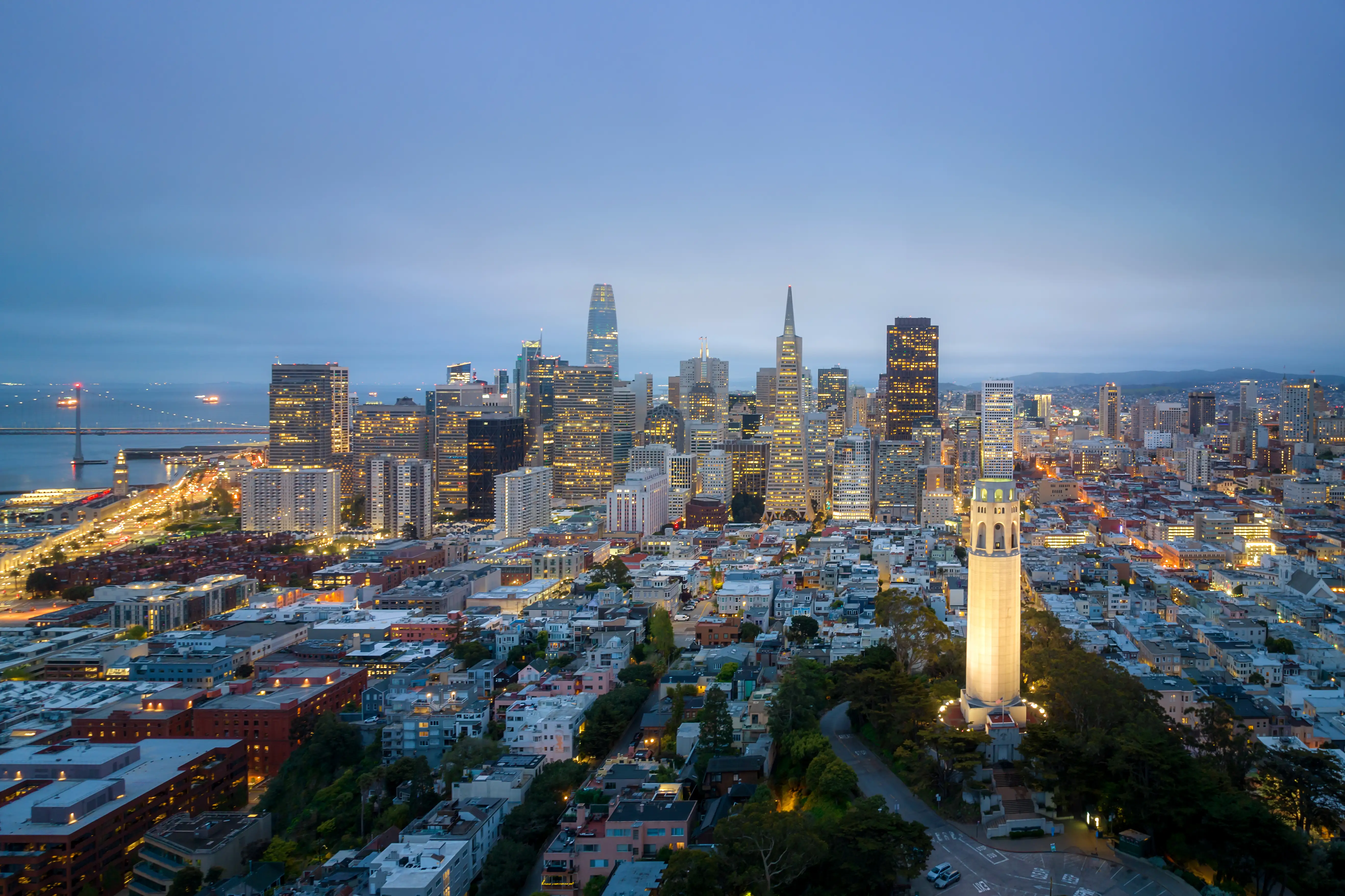 Aerial view of downtown San Francisco skyline.