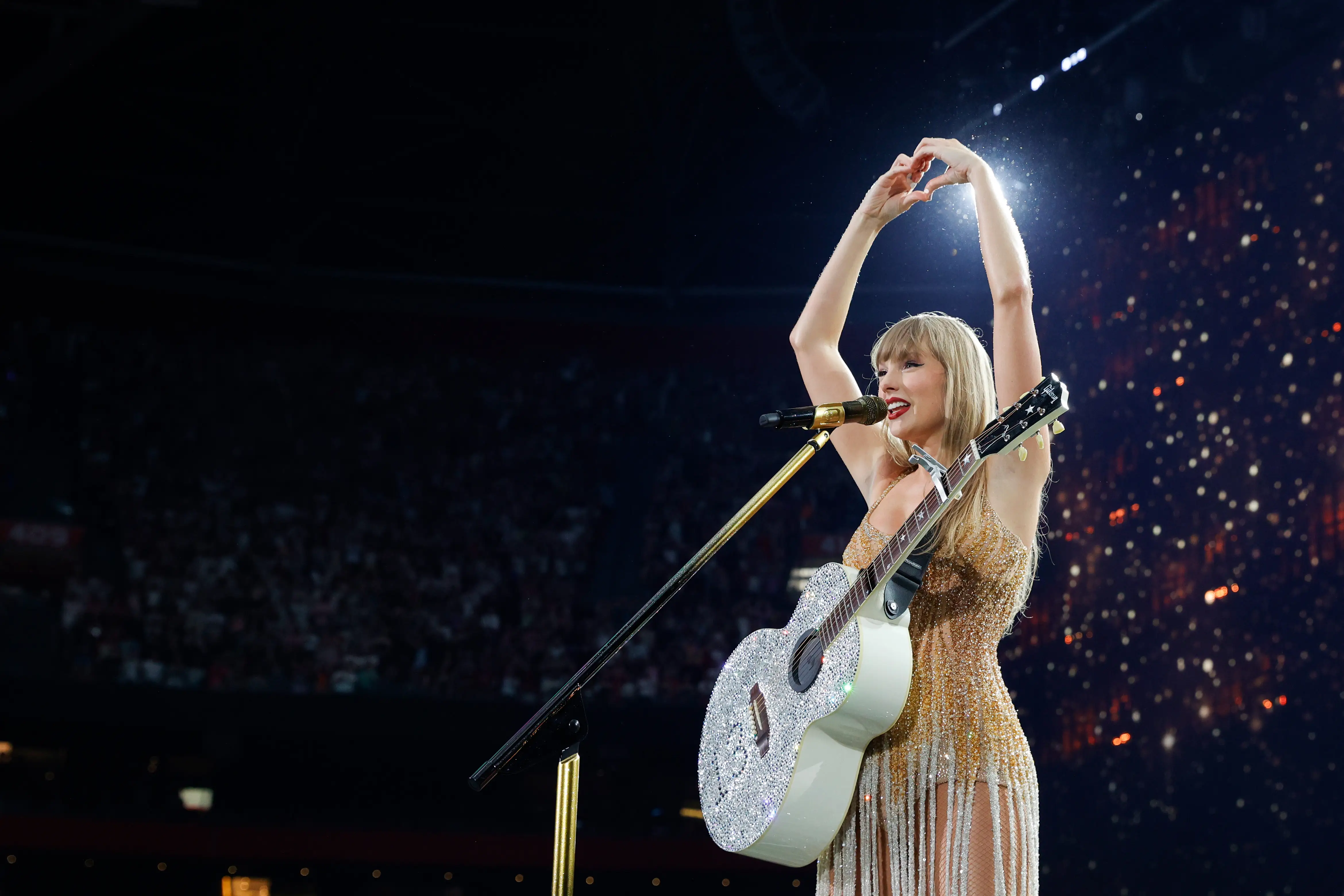 Taylor Swift performs 