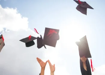 A Databricks exec has 3 tips for new grads — and showing up to work IRL is one of them