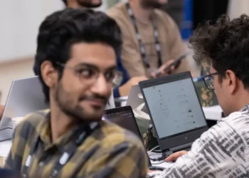 An AI chief for one of the world’s largest banks says tokenmaxxing is a ‘vanity metric’
