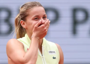 A 24-year-old tennis pro struggled to pay for her hotel. Her Cinderella run at the French Open just earned her a 7-figure paycheck.