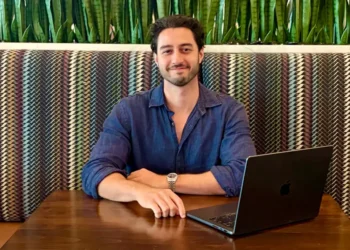 I messaged over 1,200 people and talked to around 150 before landing a job