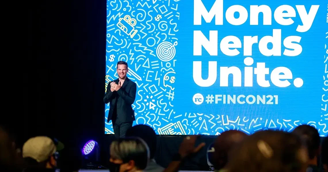 A millennial who hit ‘Coast FIRE’ says the first step to financial independence has nothing to do with number-crunching