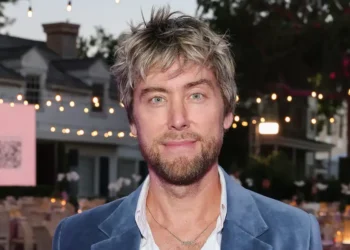 Lance Bass says there’s one hour every day he looks forward to most as a parent