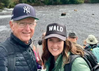 I took my 85-year-old dad on a bucket-list trip to a remote part of Alaska. It changed how I think about aging.
