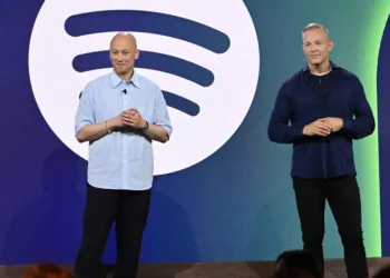 Spotify quietly took down over 57,000 podcasts peddling opioids, a US senator says