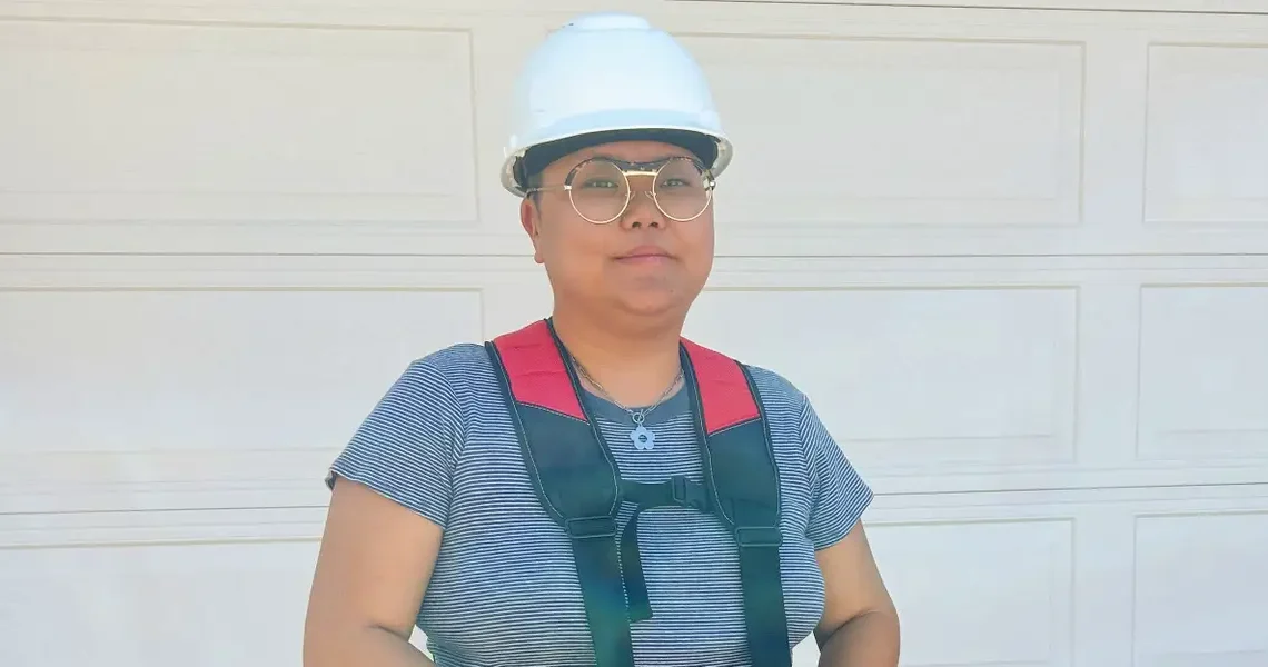 I left tech at 32 and joined the trades. I didn’t like how AI was changing my job — I have no regrets.