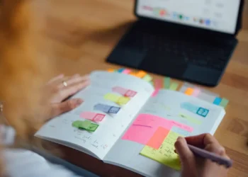 A coder connected his Whoop to his work calendar to create a leaderboard of coworkers who stressed him out