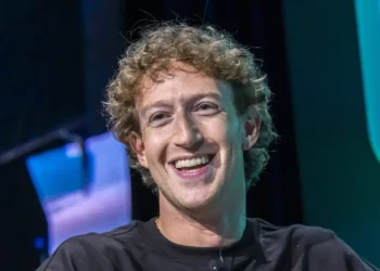 Mark Zuckerberg says you only need at least a dozen ‘strong’ AI researchers to make breakthroughs