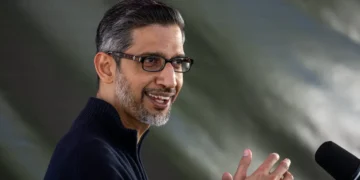 Sundar Pichai chooses ‘optimism’ over AI (and boos) for his Stanford graduation speech