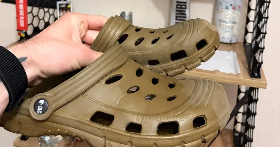 Ukrainian soldiers have been ditching combat boots for what they call ‘tactical Crocs’ when they’re off the front lines