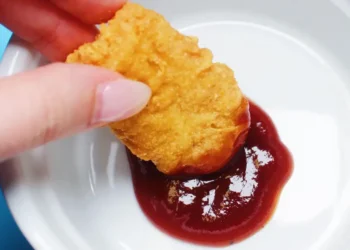I tried and ranked 4 barbecue sauces. The best one was both tangy and sweet.