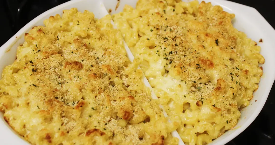 I tried Martha Stewart’s and Ina Garten’s baked mac and cheese recipes. The best added an unexpected ingredient.