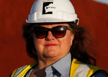 A mining billionaire made a major bet on SpaceX — and is eyeing potential ties to Musk’s company