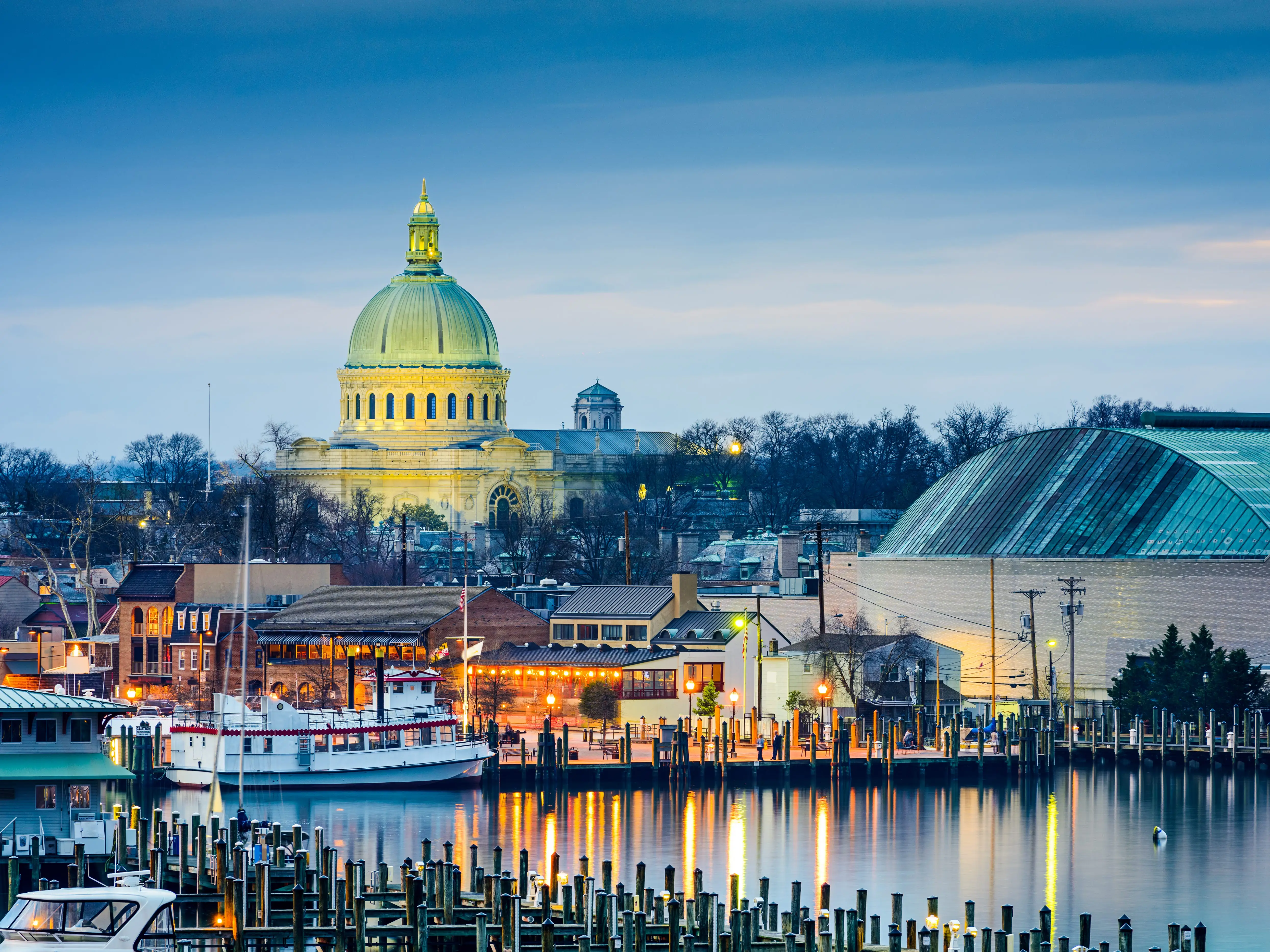Annapolis, Maryland, USA town skyline at Chesapeake Bay with the United States Naval Academy Chapel dome.