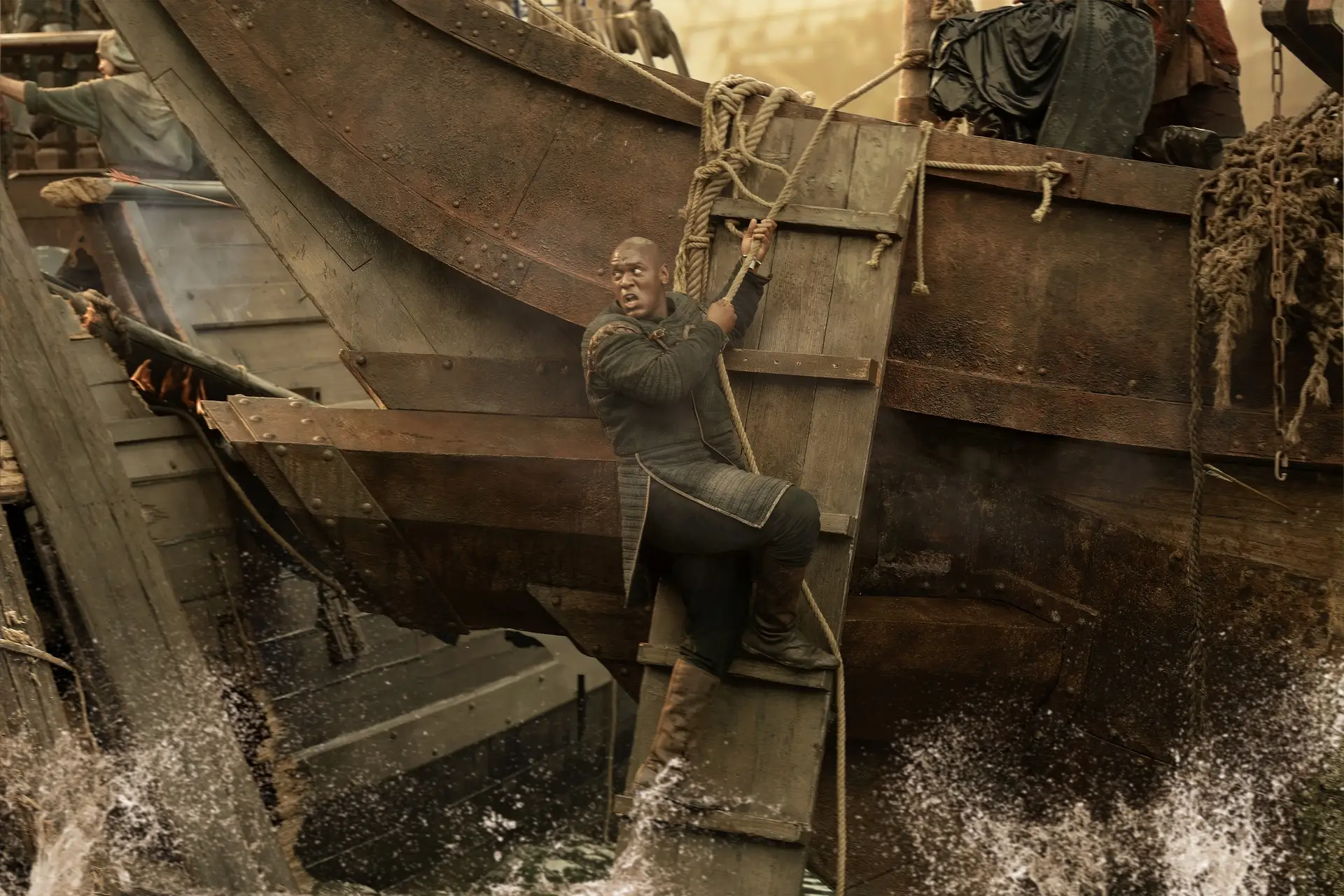 Abubakar Salim as Alyn of Hull in 