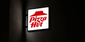 Pizza Hut is getting a new owner: private equity firm LongRange buys chain in $1.5 billion deal