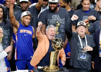 Before the Knicks won a championship, James Dolan told players their families would have to sacrifice, too