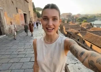 How I built a million-view influencer with AI