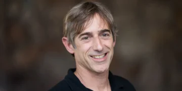 I built billion-dollar companies by giving my employees agency. I use the same approach with my 5 kids.