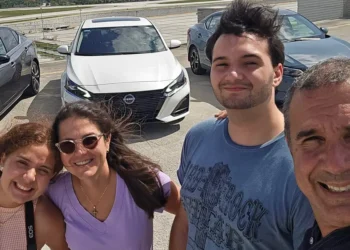 A Miami couple started renting out their car as a side gig. They turned it into a full-time, 6-figure family business.