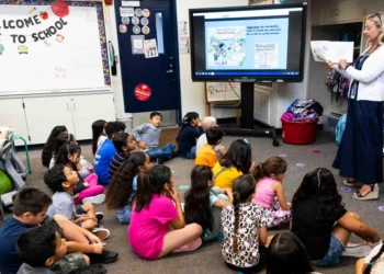 Only one US state pays teachers an average of 6 figures. See how much teachers make in every state.