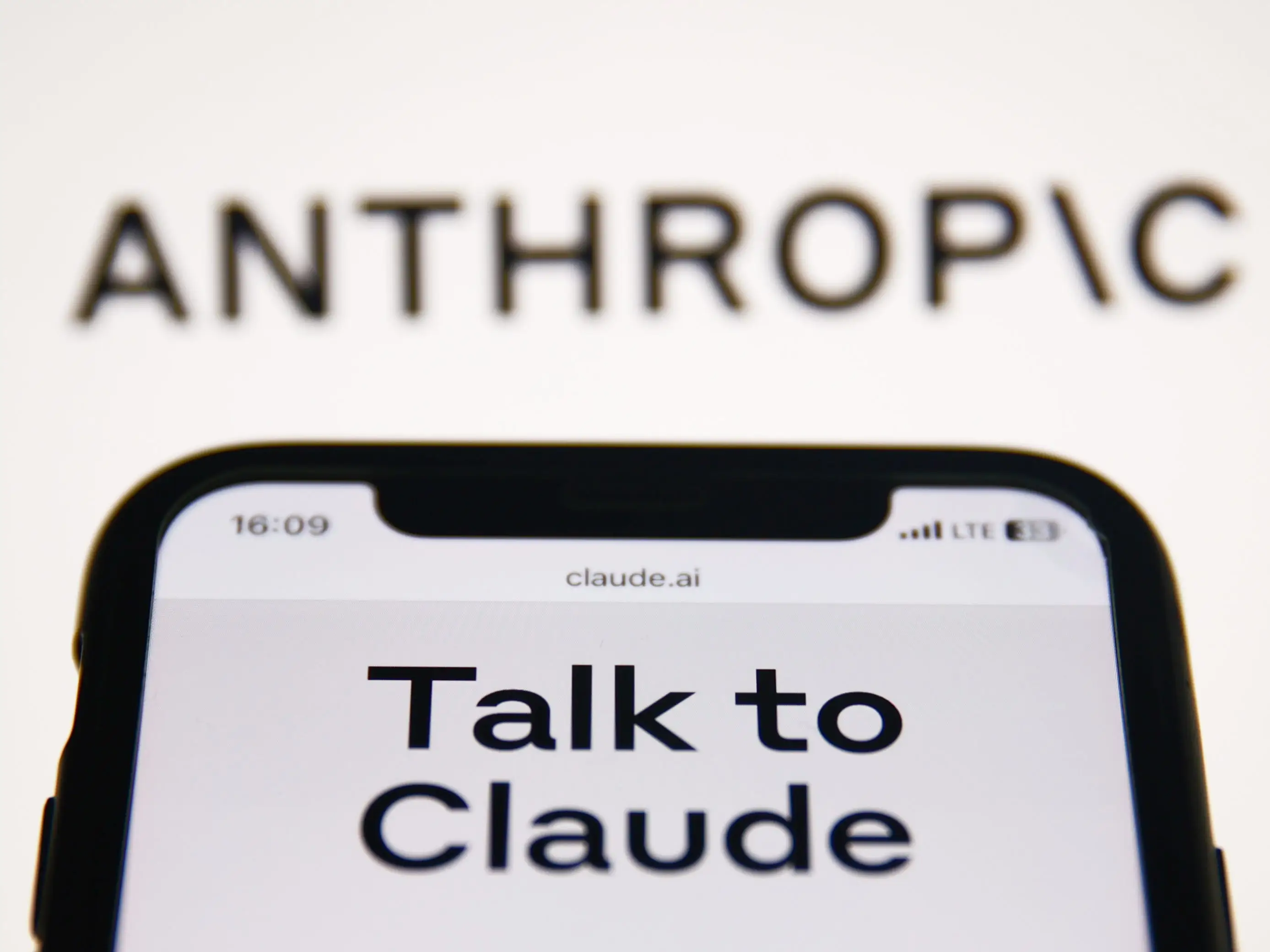 anthropic talk to claude