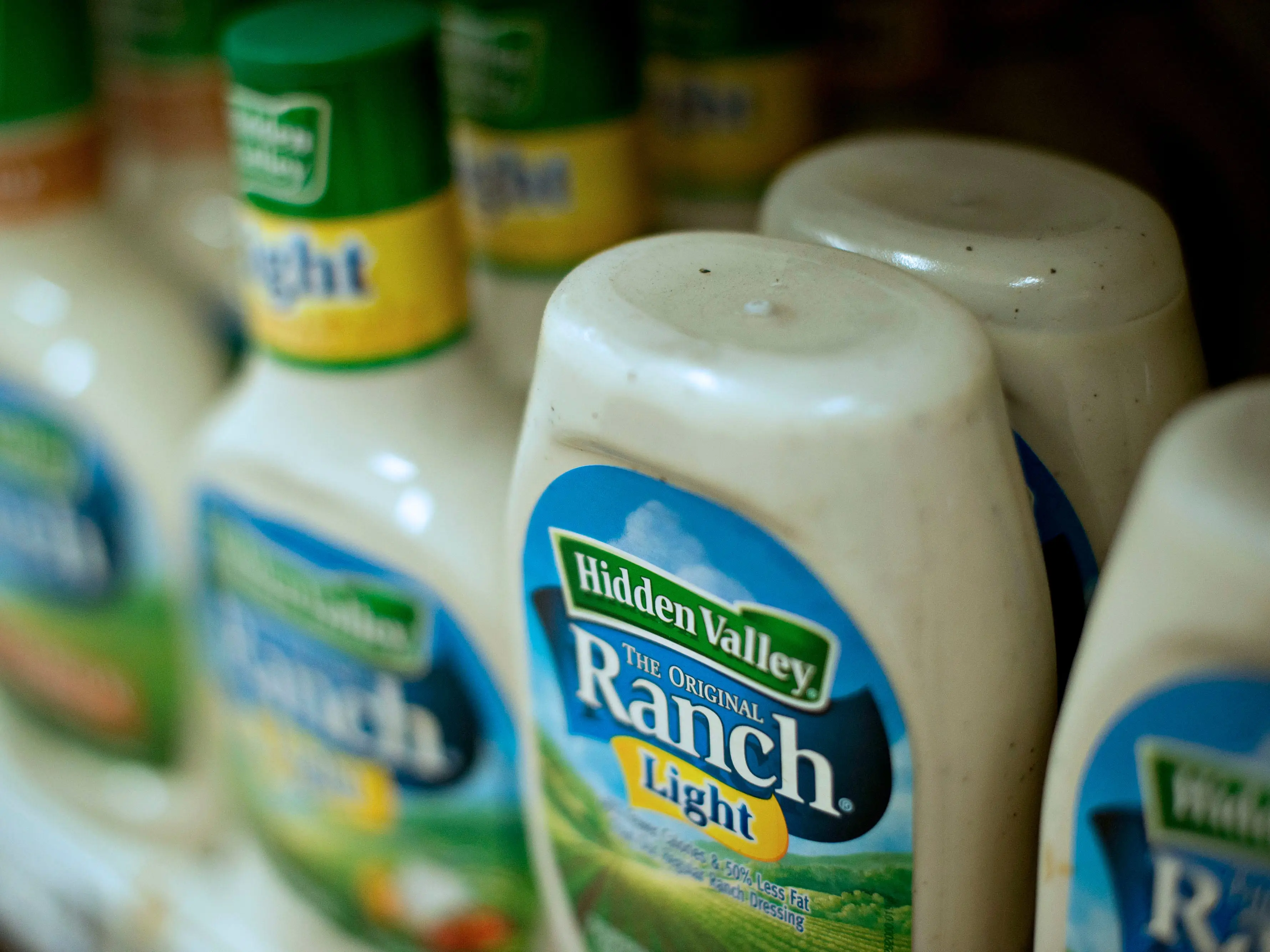 Ranch sauce on shelves in a supermarket in the US.
