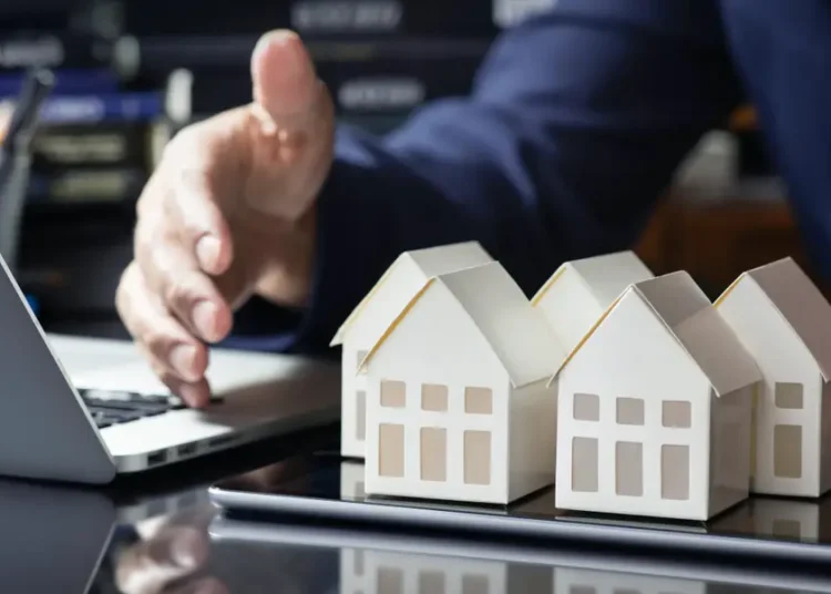 Real estate investors using rentals for cash flow are switching to more passive strategies to make money while they sleep
