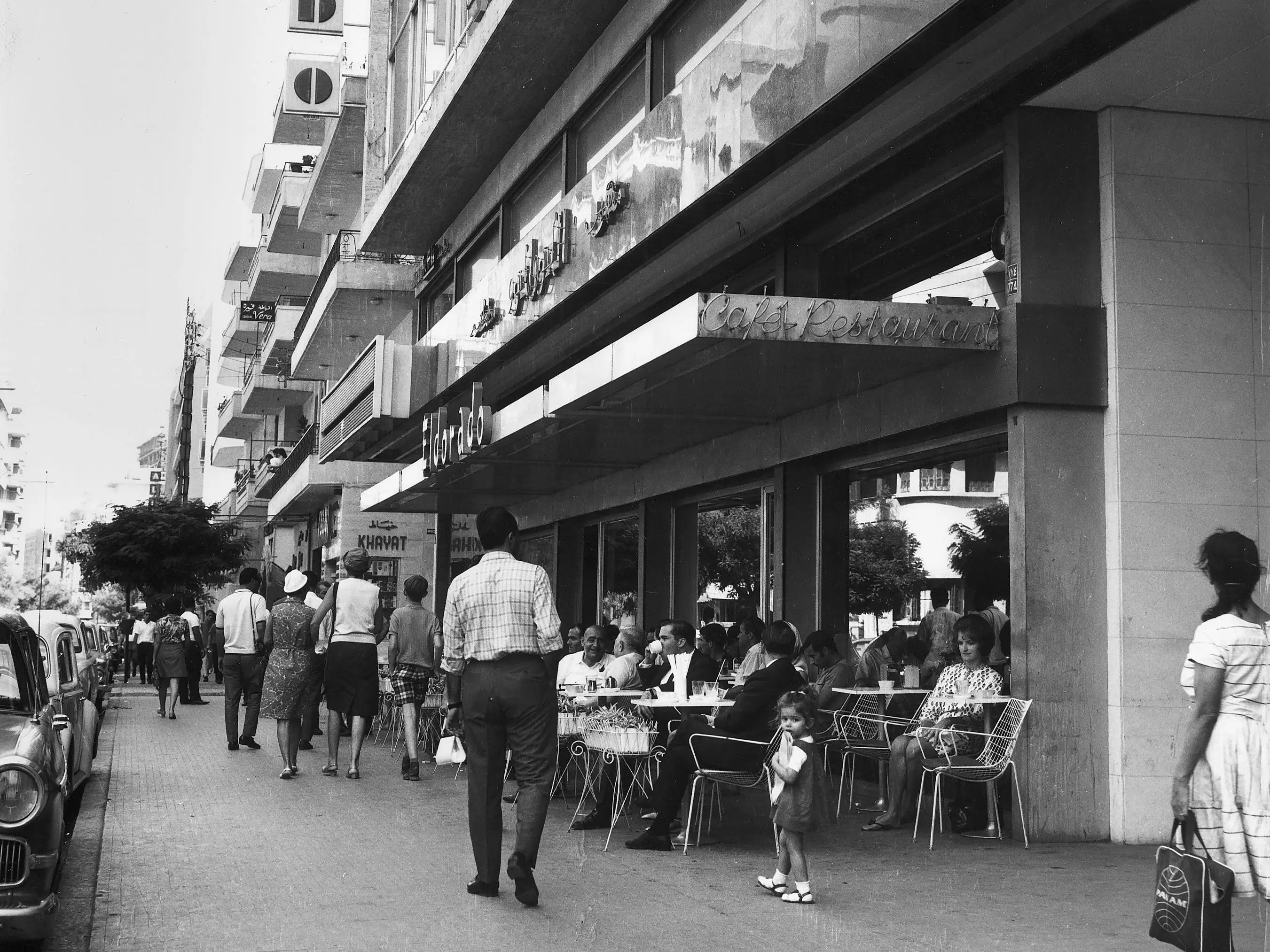 Libanon, Beirut - Cafe Eldorado in der Hamra Street Cafe Eldorado in der Hamra Street- 1969