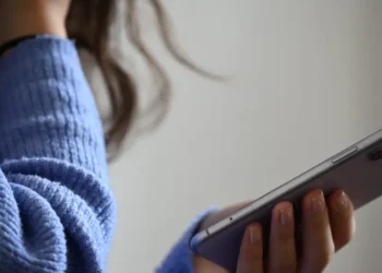 I tried 3 apps for phone anxiety. Only one got me to make the call.