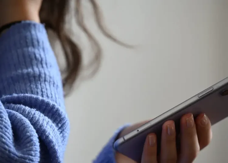 I tried 3 apps for phone anxiety. Only one got me to make the call.