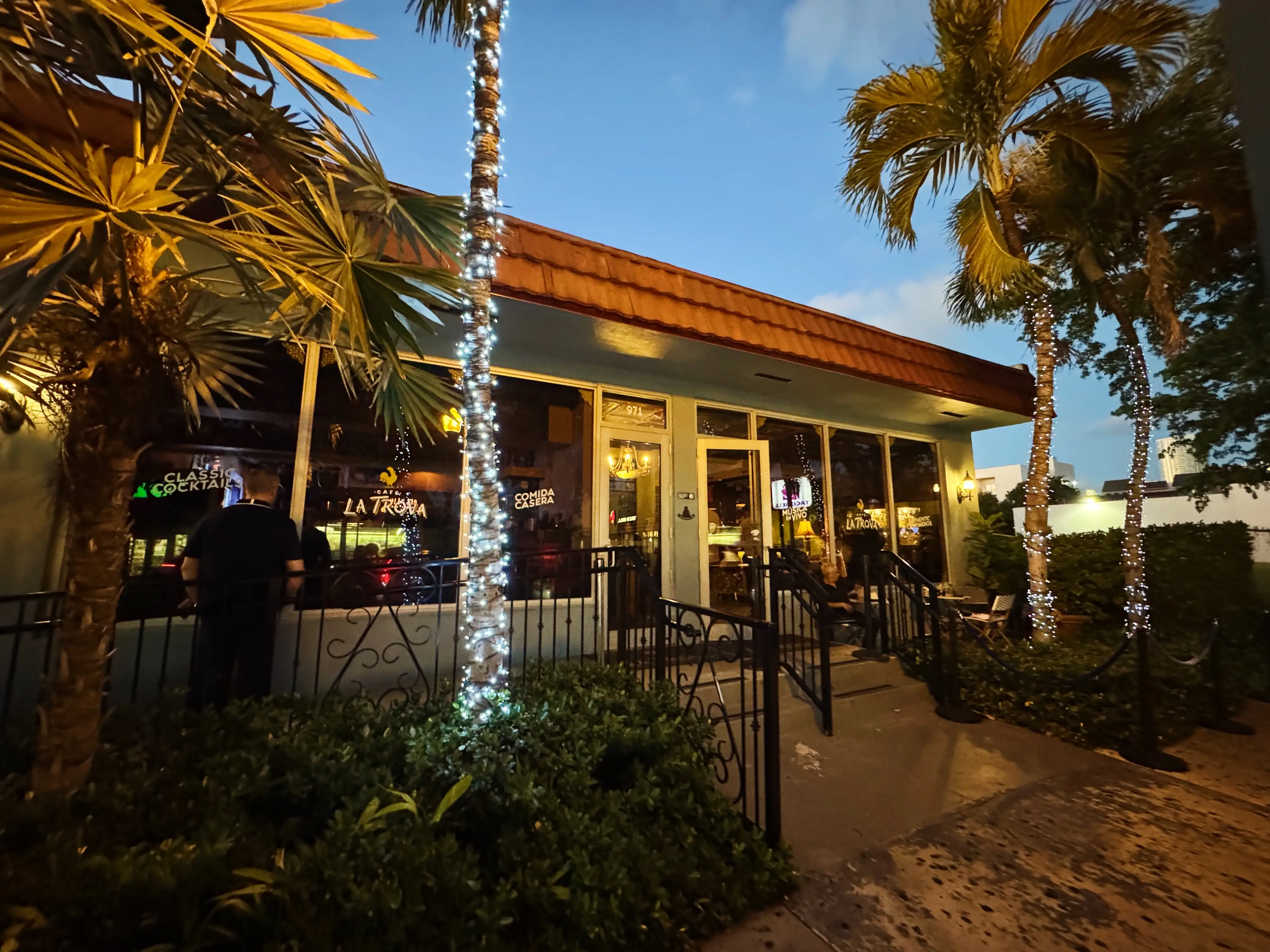 cafe la trova miami