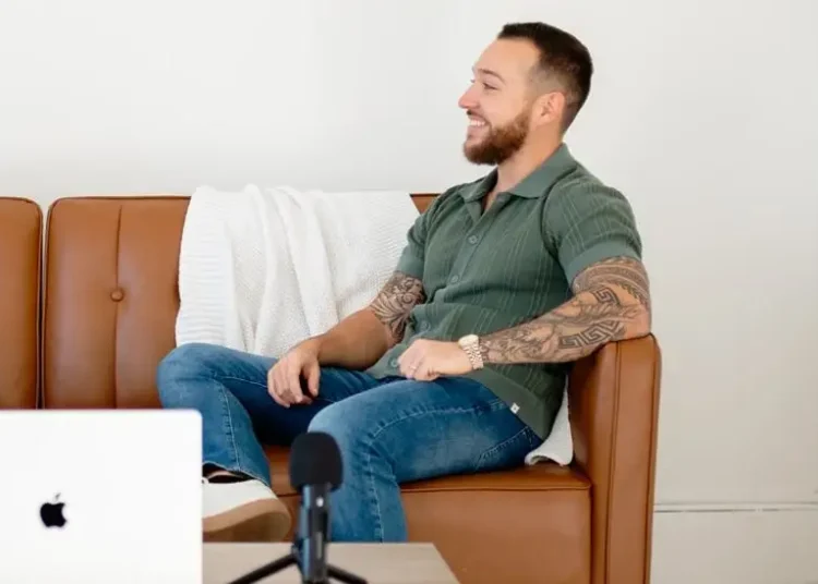 A millennial who’s tried more than 30 side hustles shares the most lucrative, the biggest flop, and the easiest way to get started