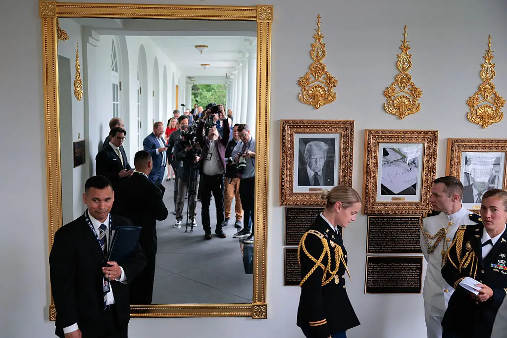A mirror in the Rose Garden Colonnade.