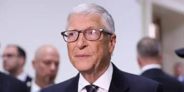 Jeffrey Epstein pitched his connections with billionaires to get close to Bill Gates