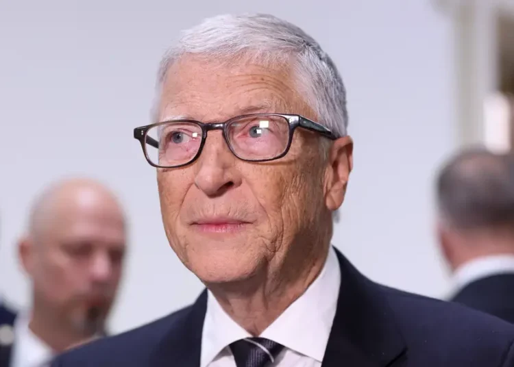 Jeffrey Epstein pitched his connections with billionaires to get close to Bill Gates