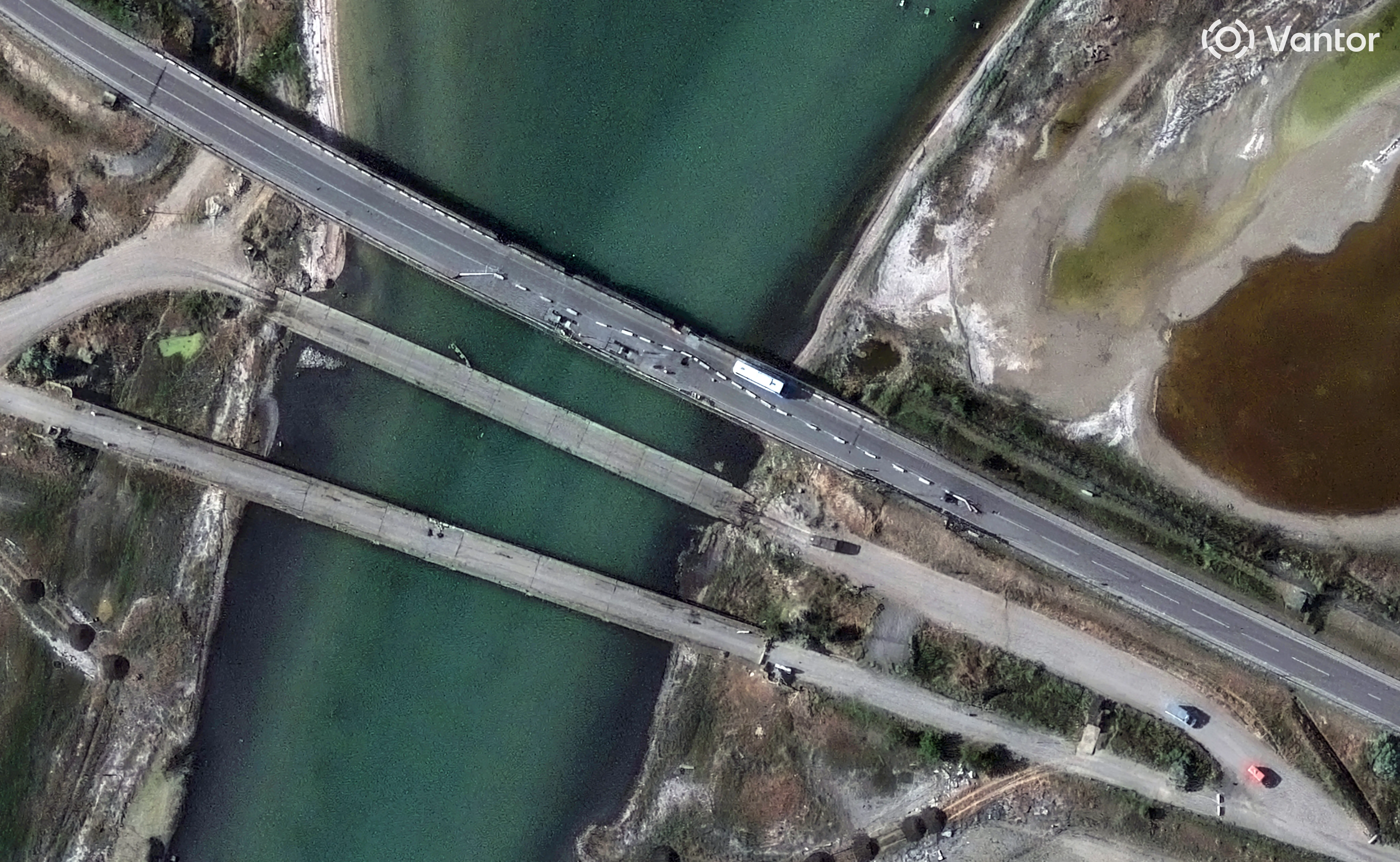 Damage to the Chongar Bridge