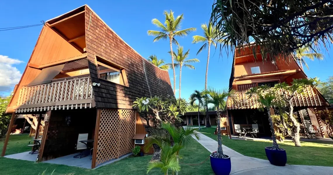 I stayed at the only hotel on Hawaii’s ‘least touristy’ island for $260 a night. I’d do it again for the convenience and views.
