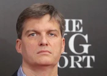 Why ‘Big Short’ investor Michael Burry has a Lululemon shopping bag framed on his wall